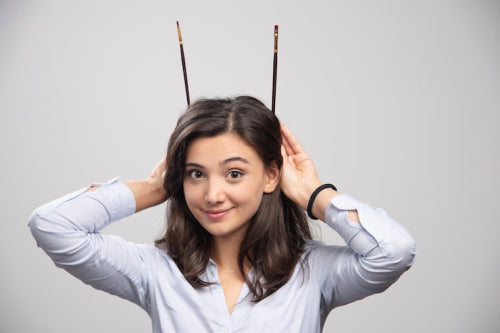 How Hair Finishing Sticks Help Control Flyaways
