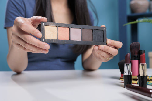 Skin Tint vs Foundation: Which Base Product Fits Your Routine?