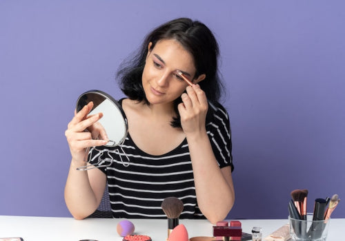 How to Prevent Makeup From Looking Patchy