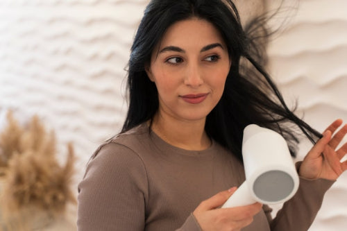 How Hair Finishing Products Support Polished Everyday Styles